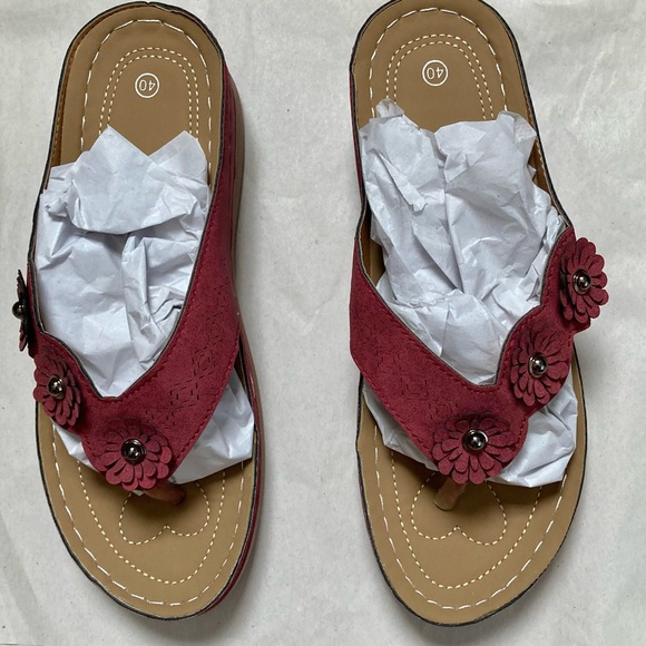 NEW Brick Red Sandals - Picture 12 of 15